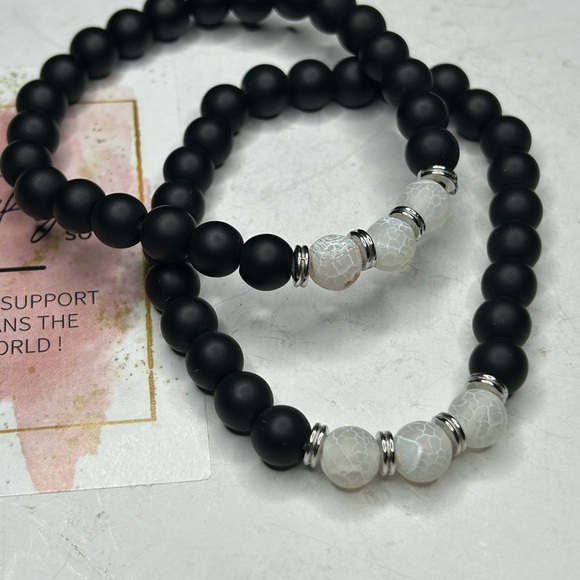 Matte Black Agate & White Crackle Quartz Set - Picture 3 of 3